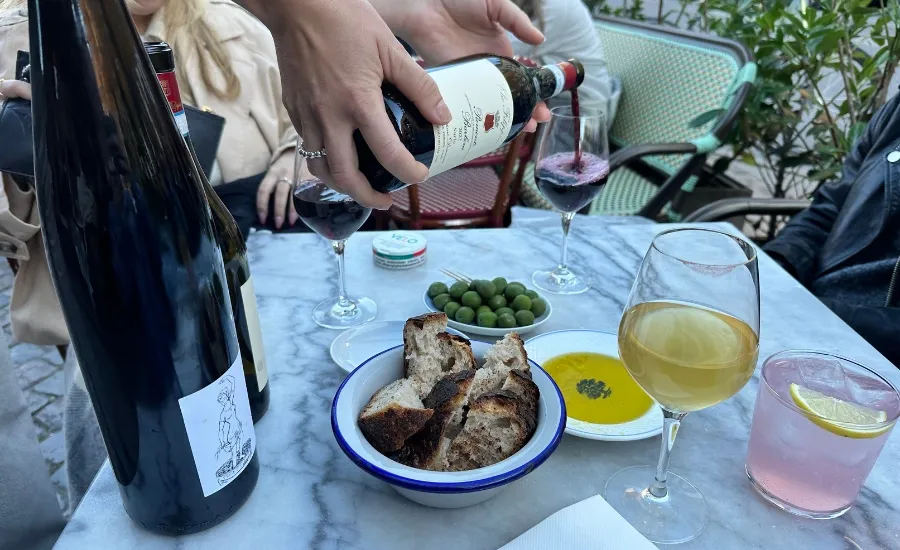 early dinner for influencers