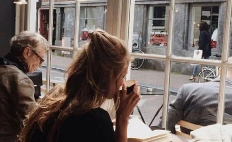 how to set professional boundaries