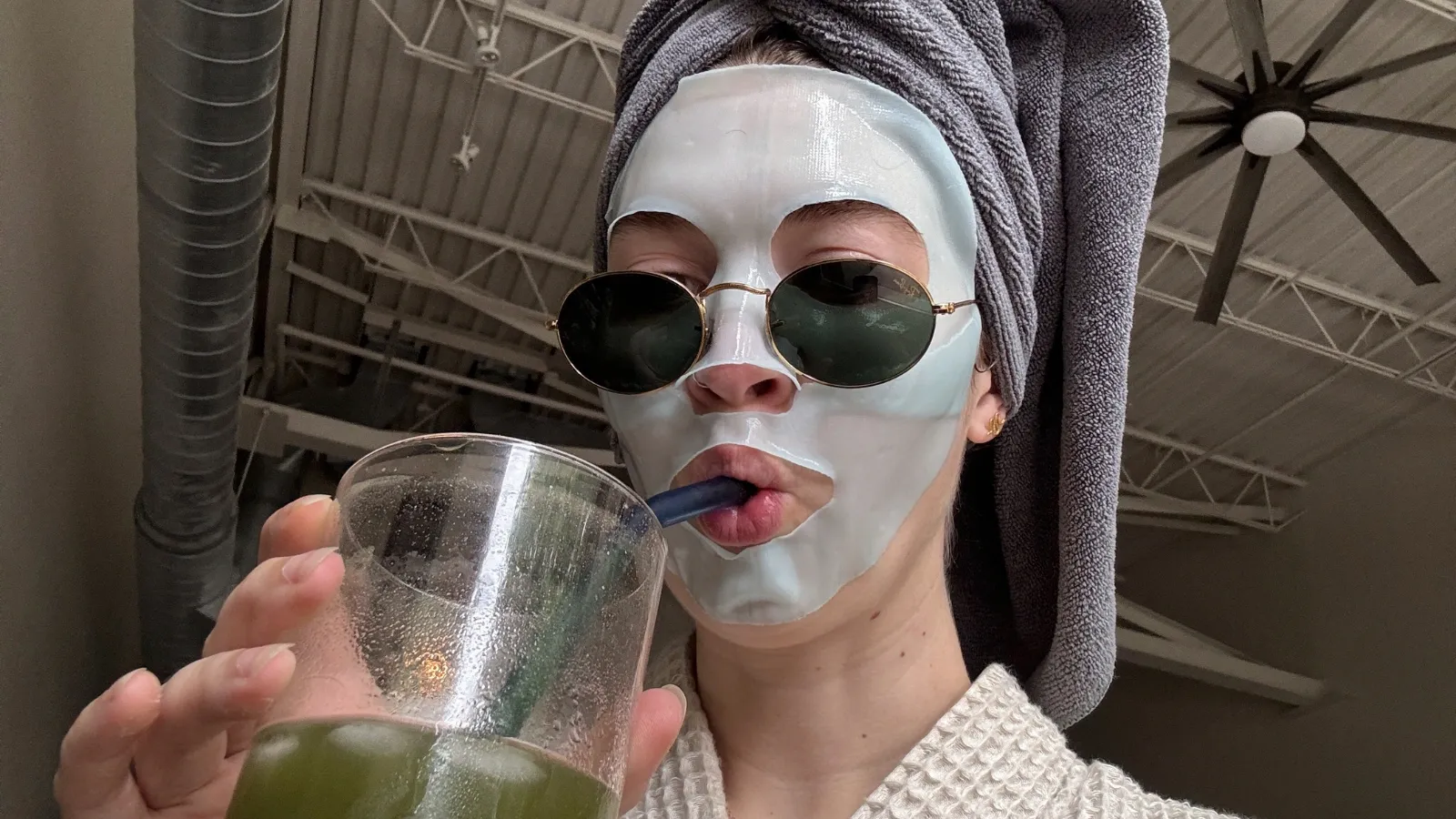 I Dated a "Lifestyle Creator" and Realized Everything Was Content